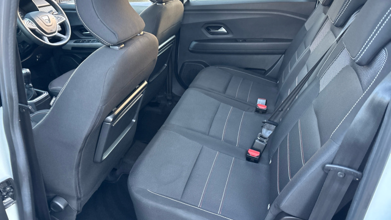 Dacia Jogger 1.0 TCe Extreme SE 5dr Petrol Estate